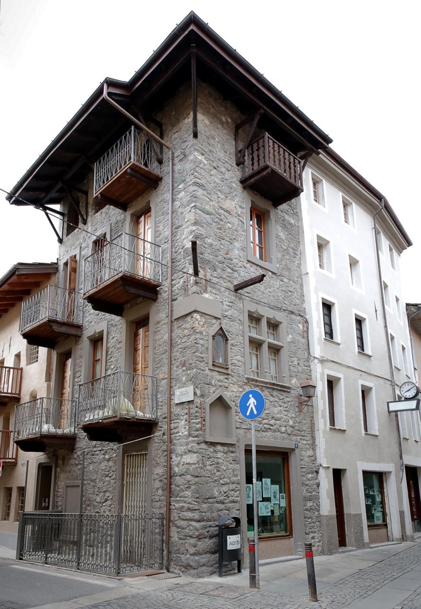 Maison Laurent Aosta Bagian luar foto